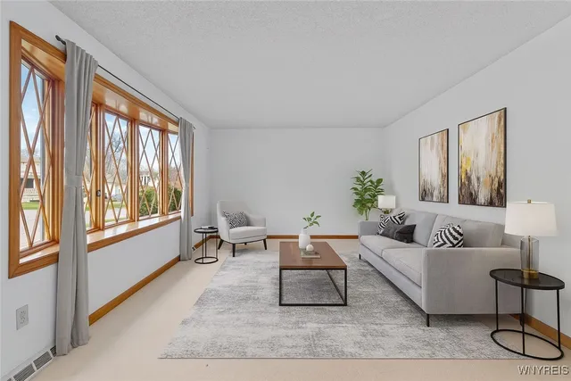 $269,900 | 20 Fairoaks Lane, Cheektowaga, NY 14227