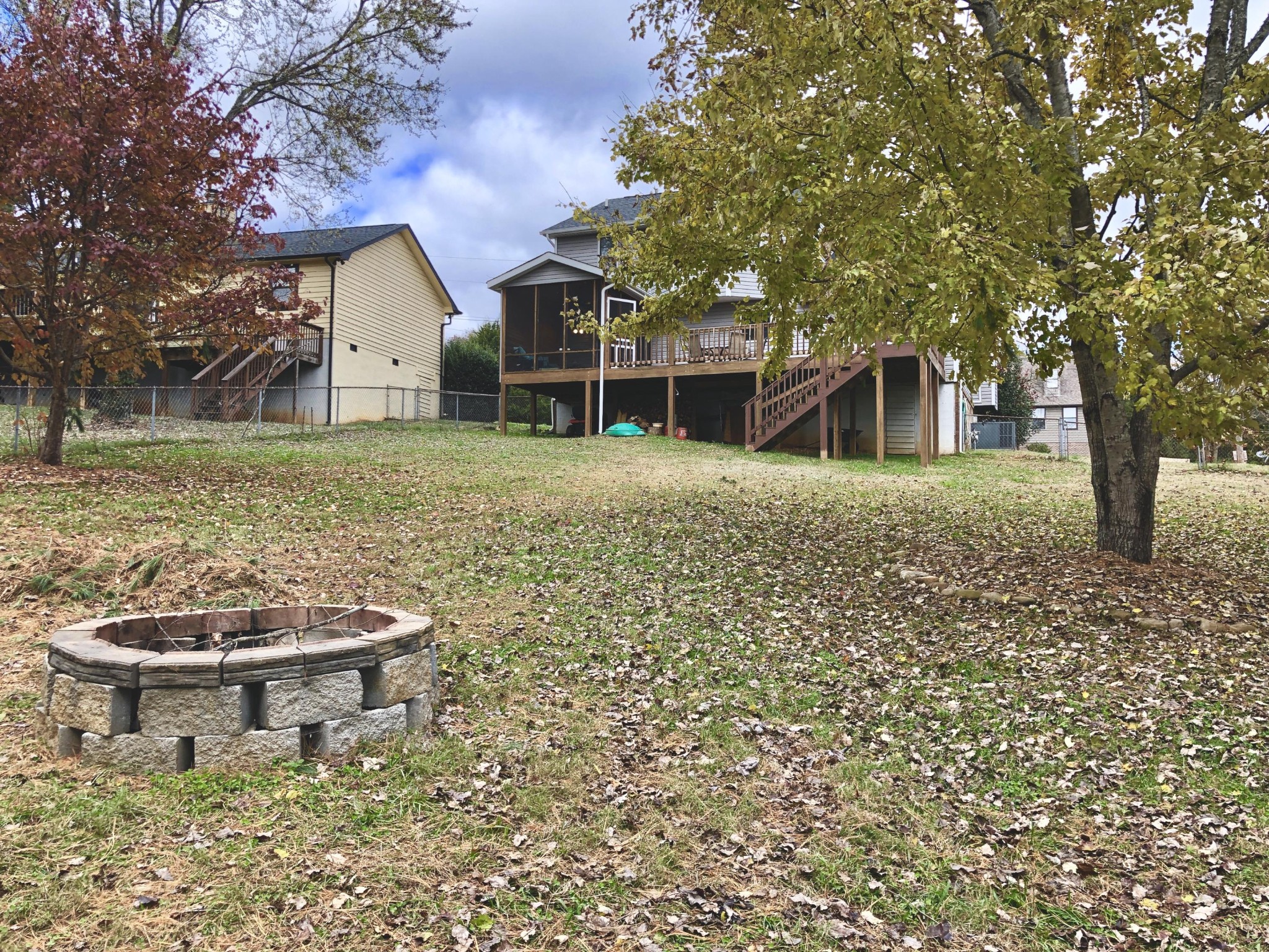 925 Tree Trunk Road Knoxville, TN 37934 - Photo 29 of 32 a front view of a house with a yard