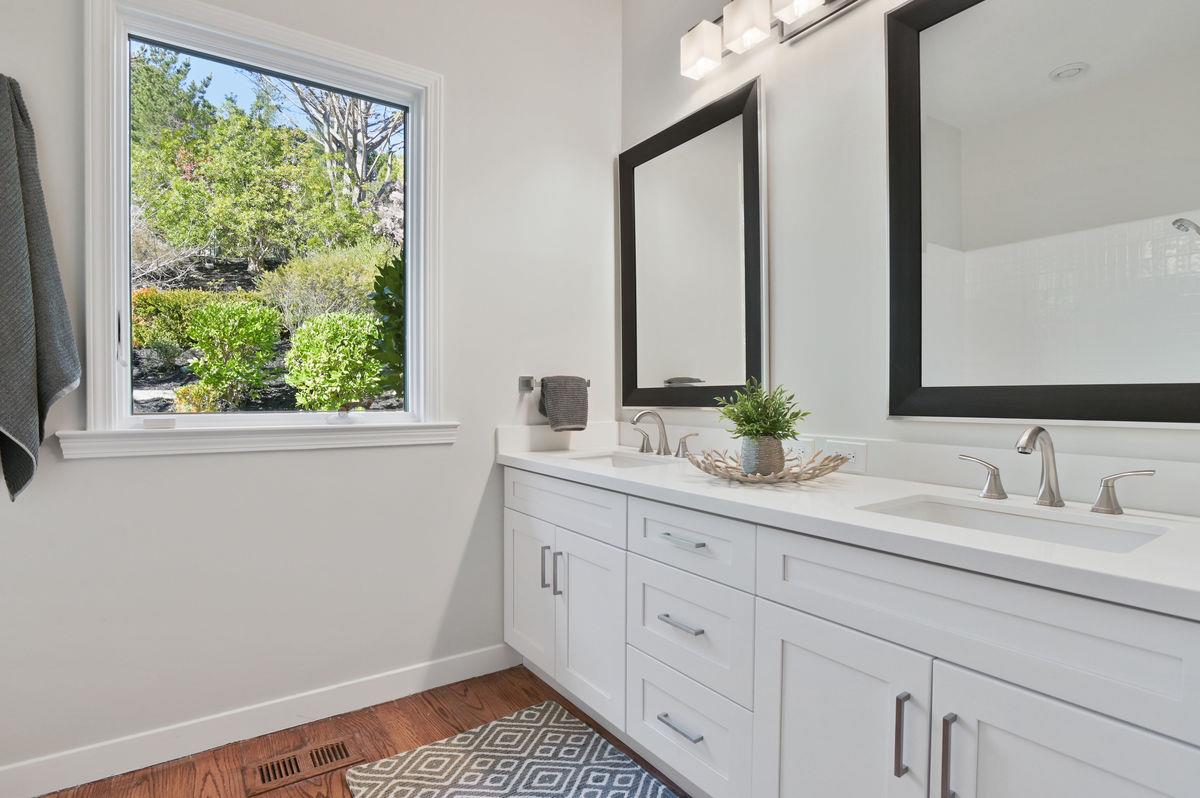 1105 Lakeview Drive Hillsborough, CA 94010 - Photo 31 of 48