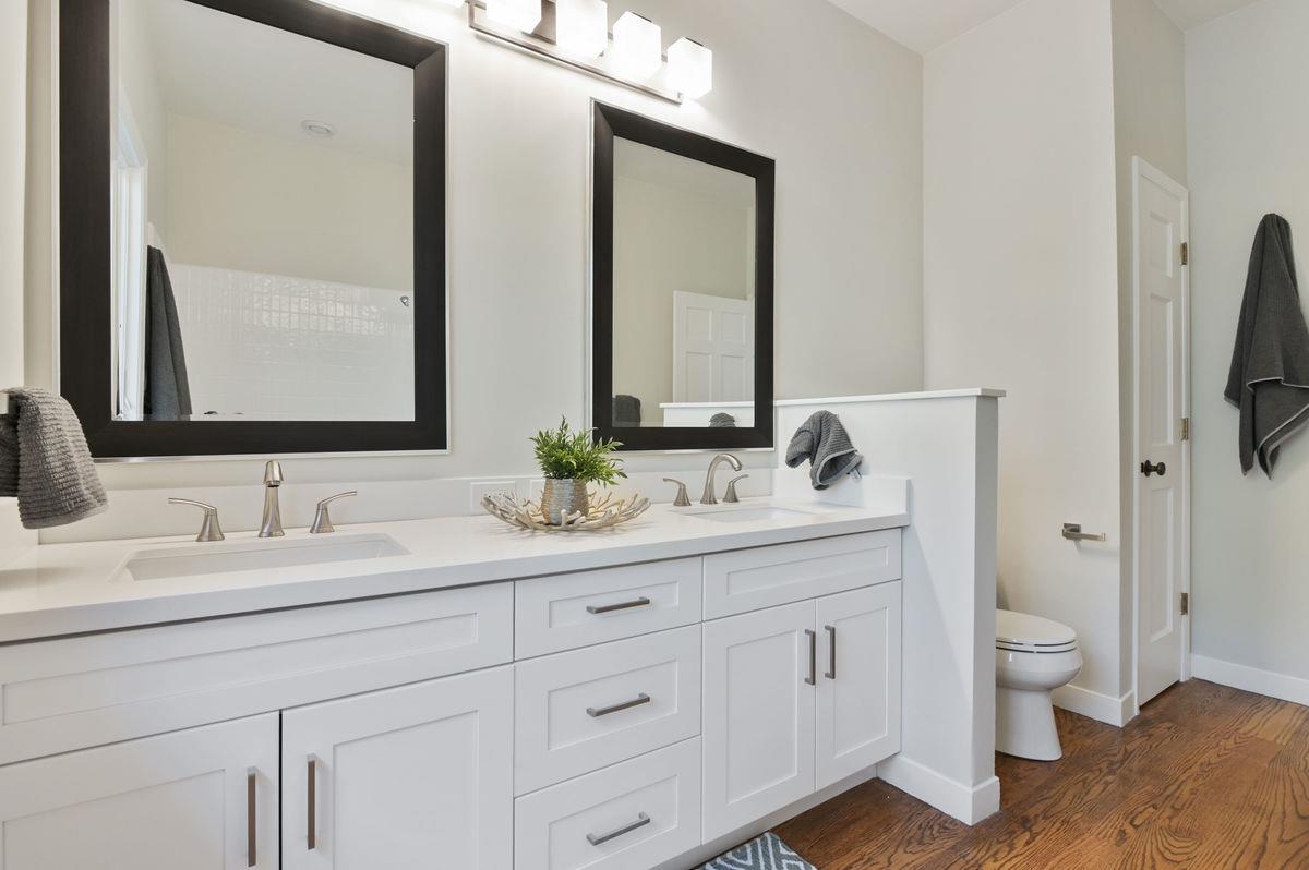 1105 Lakeview Drive Hillsborough, CA 94010 - Photo 32 of 48