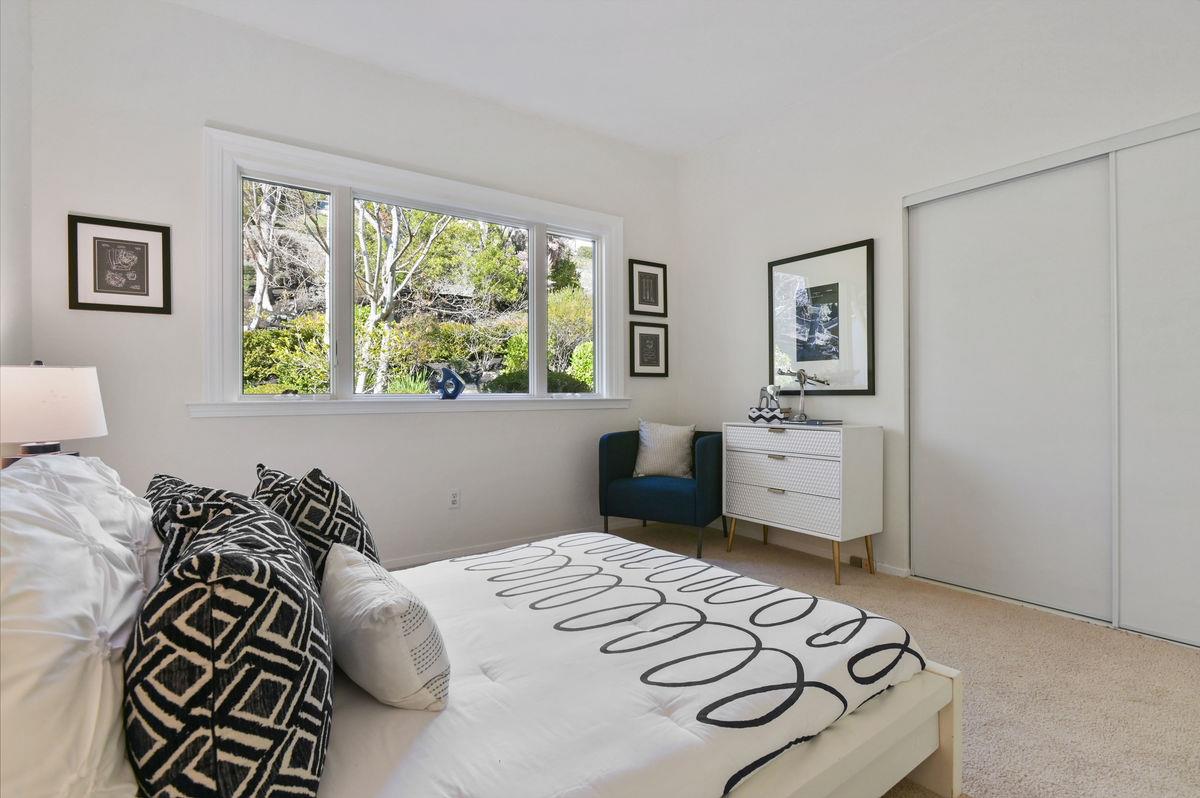 1105 Lakeview Drive Hillsborough, CA 94010 - Photo 34 of 48