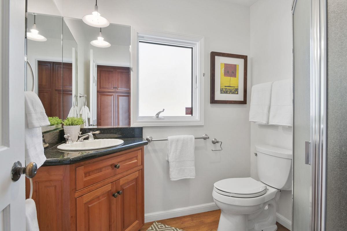 1105 Lakeview Drive Hillsborough, CA 94010 - Photo 37 of 48