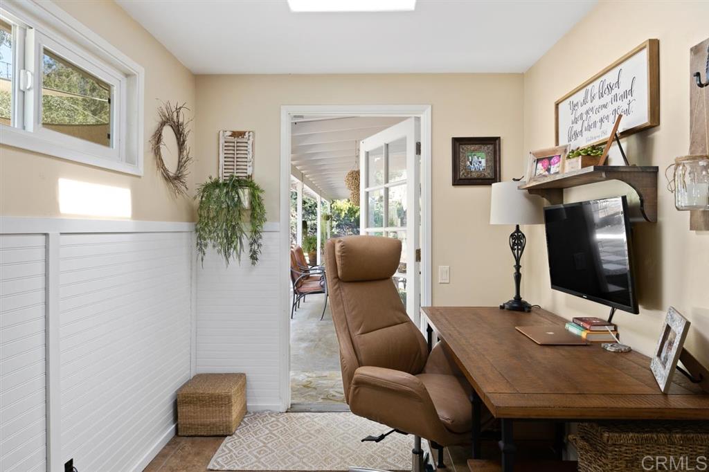 1950 Bluebell Lane Fallbrook, CA 92028 - Photo 17 of 25