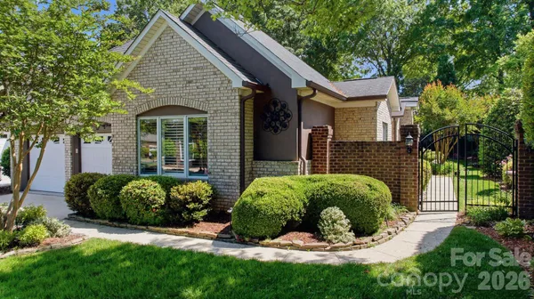 $895,000 | 17807 Sedona Way, Cornelius, NC 28031