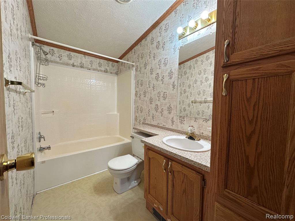 1725 East Burnside Road North Branch, MI 48461 - Photo 14 of 18