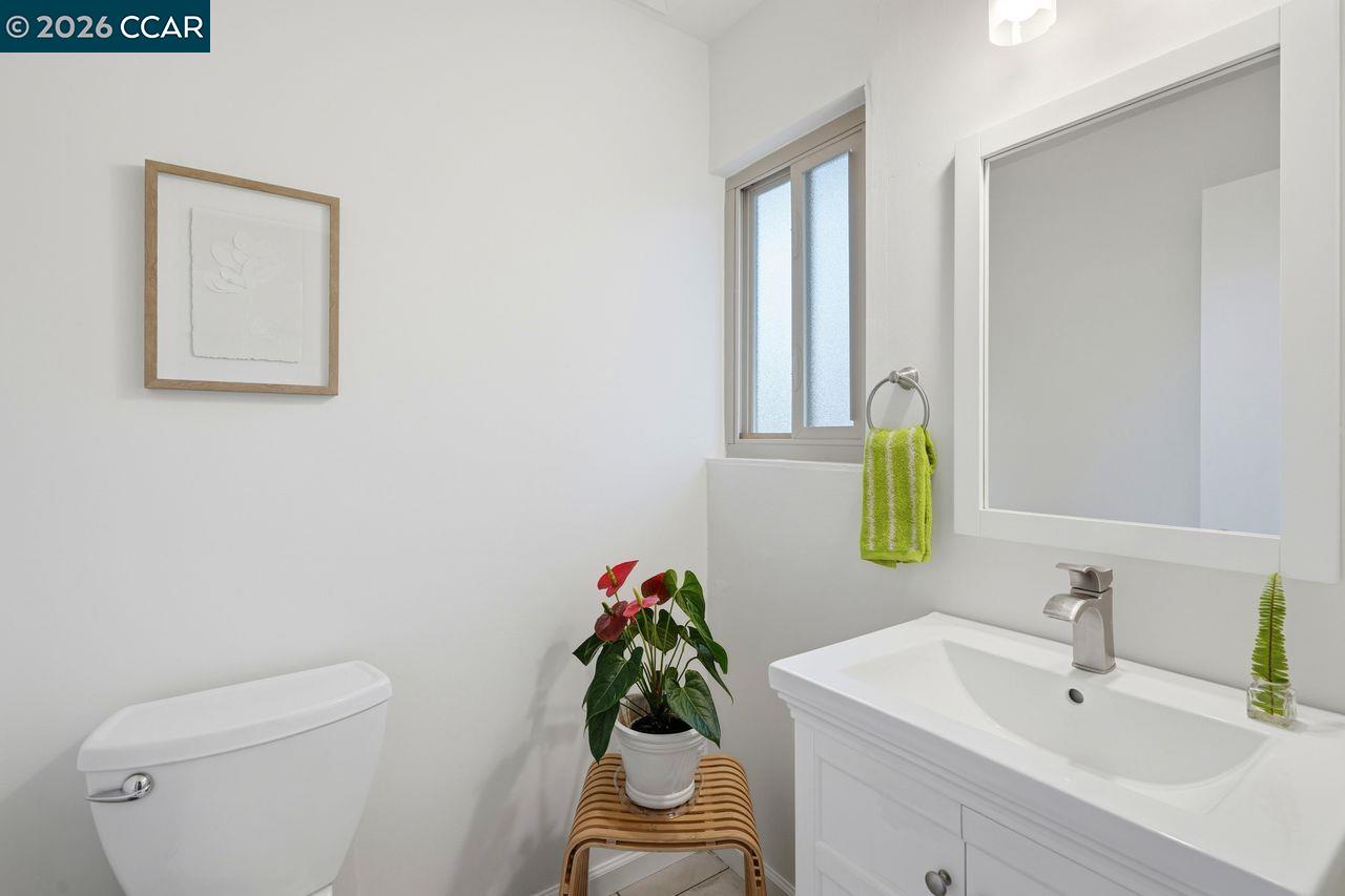 2115 Central, Unit 5 Alameda, CA 94501 - Photo 24 of 30