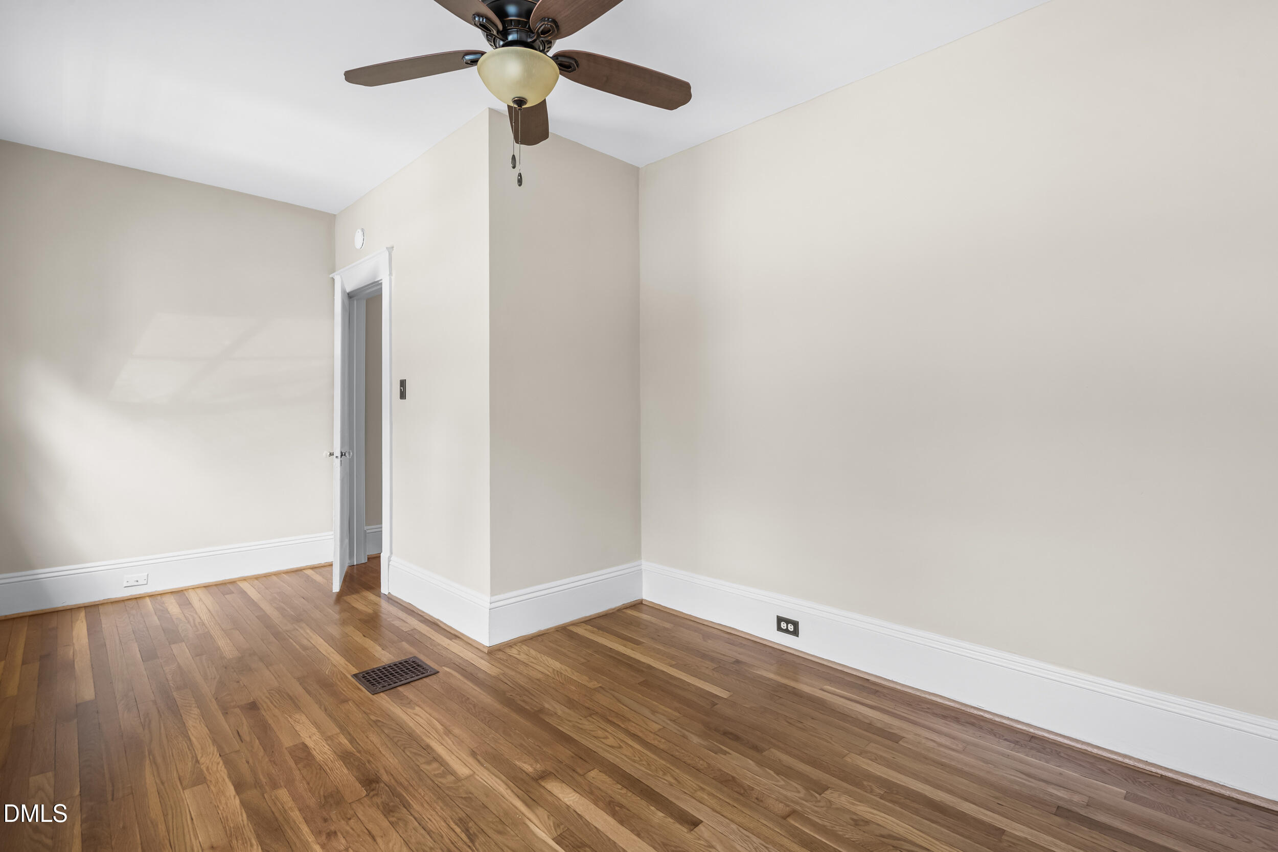 1902 Glenwood Avenue Raleigh, NC 27608 - Photo 44 of 78 44_dsc07520