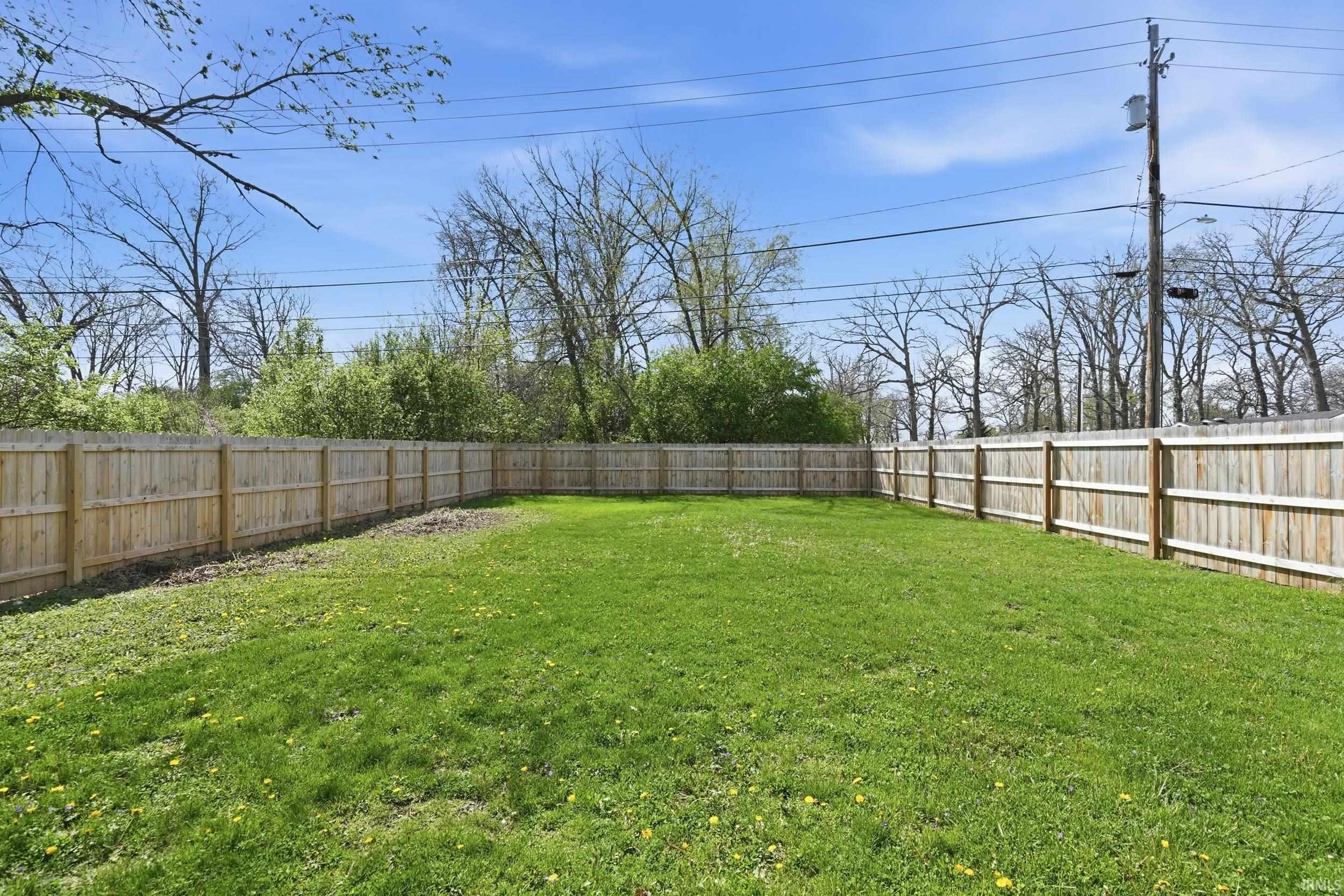 2827 Hobson Road Fort Wayne, IN 46805 - Photo 5 of 27