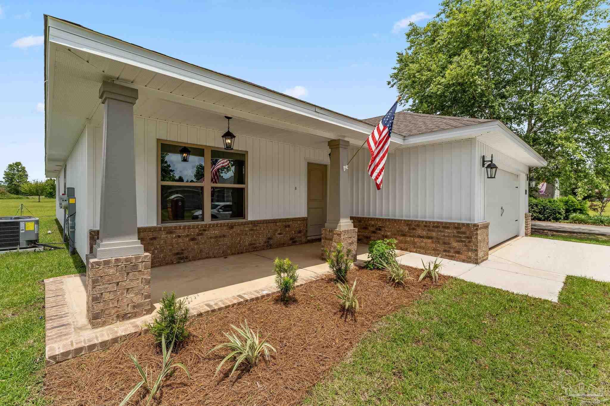10055 Bellbrook Road Milton, FL 32583 - Photo 1 of 31