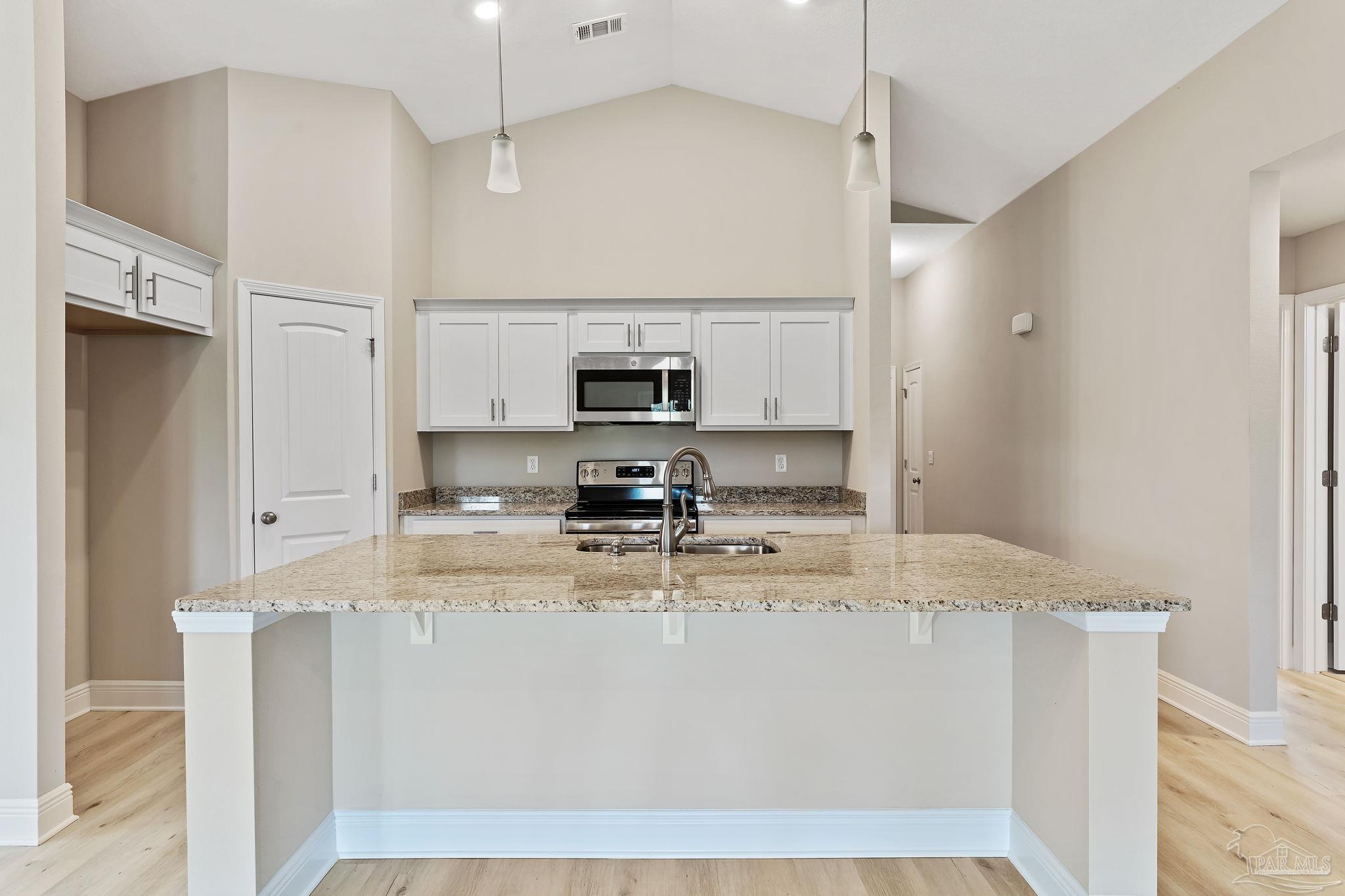 10055 Bellbrook Road Milton, FL 32583 - Photo 4 of 31