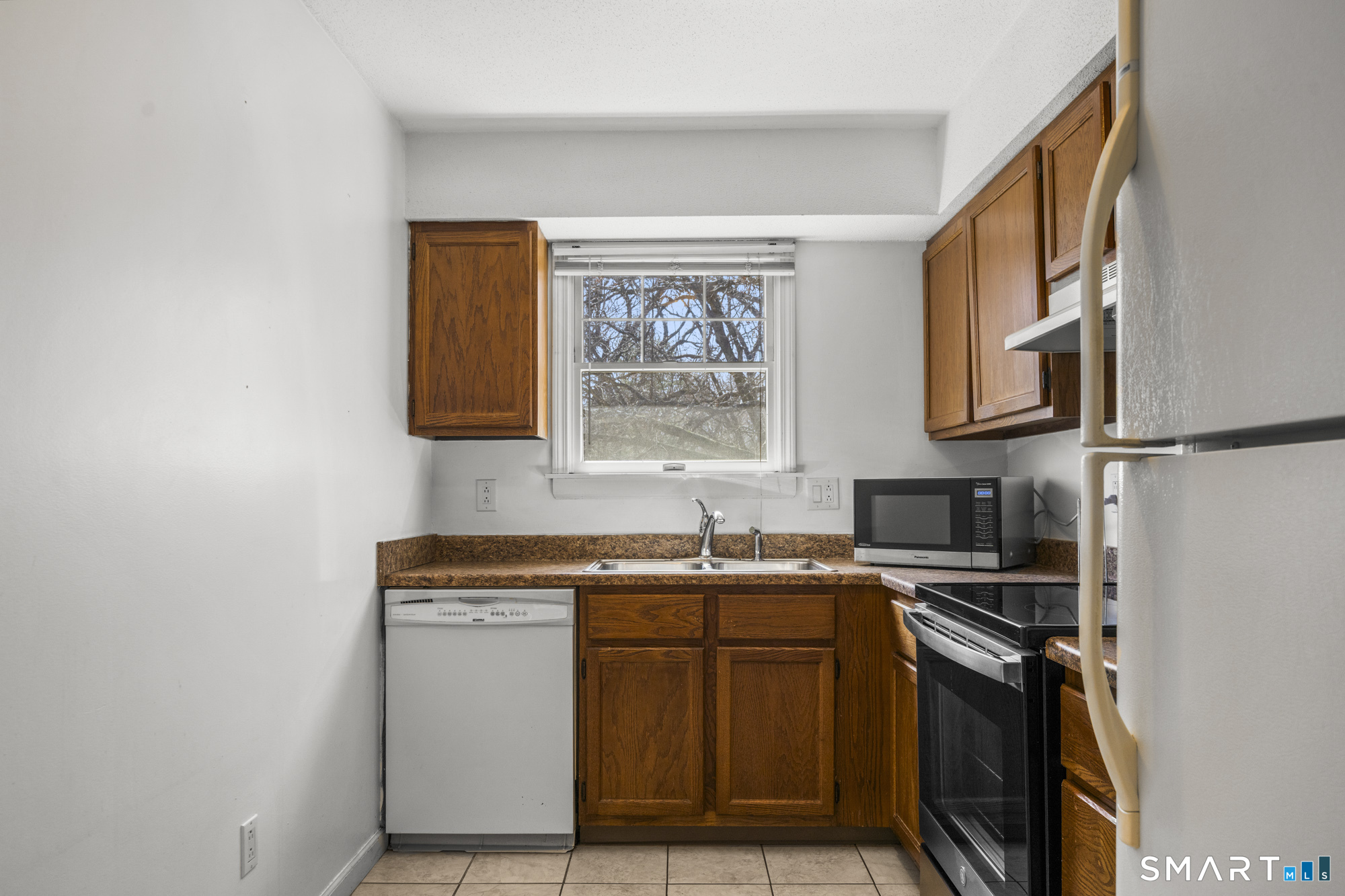 7 Concorde Way, Unit B2 Windsor Locks, CT 06096 - Photo 8 of 28