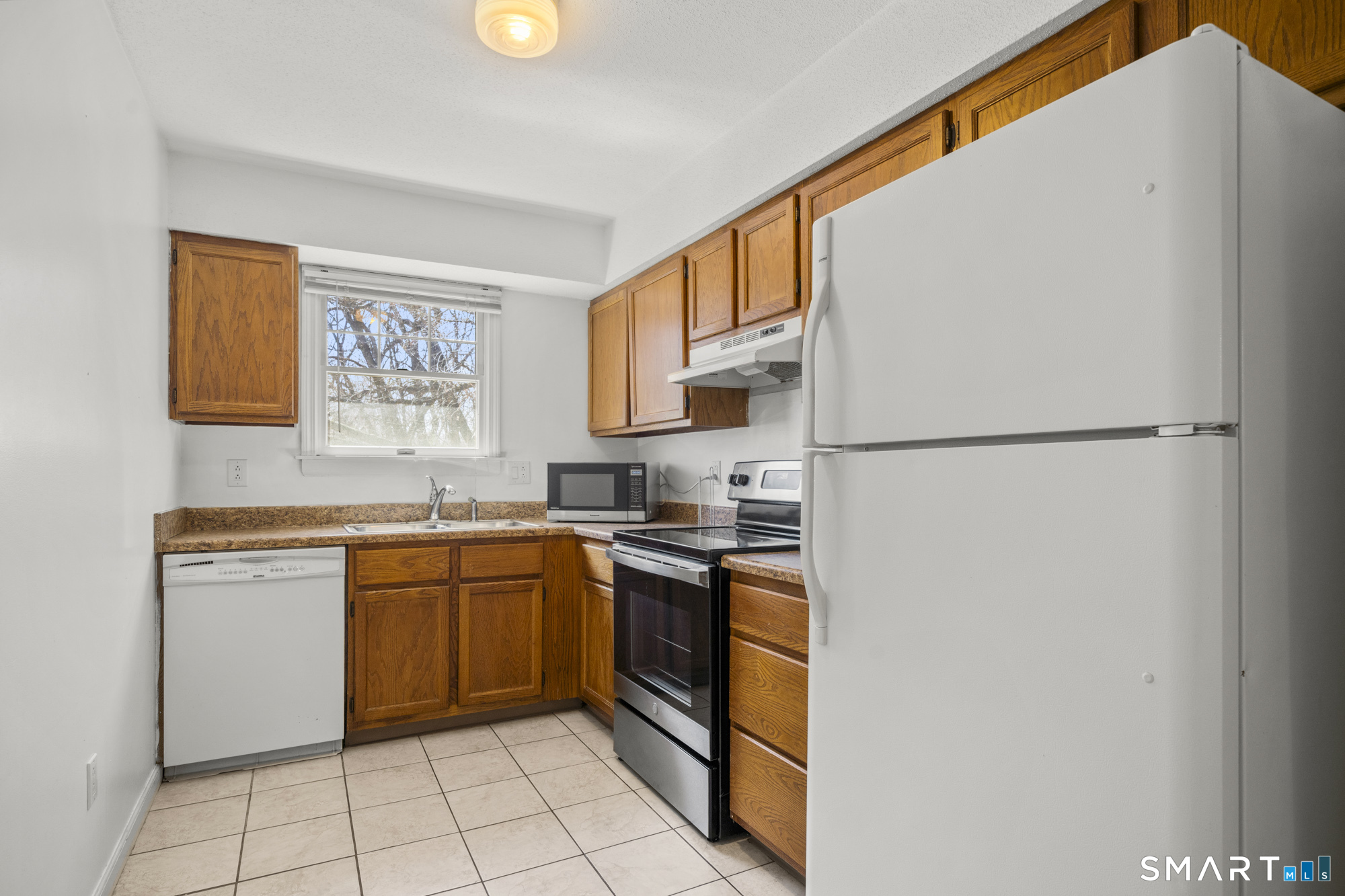 7 Concorde Way, Unit B2 Windsor Locks, CT 06096 - Photo 9 of 28