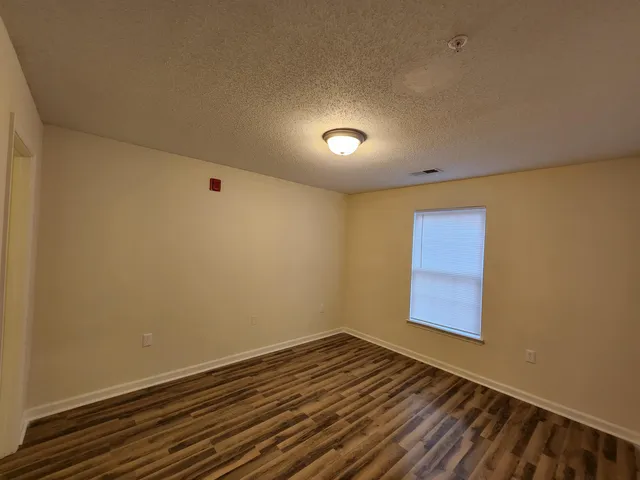 $1,300 | 3000 South Adams Street, Unit 1031, Tallahassee, FL 32301