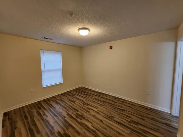 $1,300 | 3000 South Adams Street, Unit 1031, Tallahassee, FL 32301