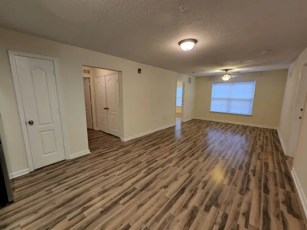 $1,300 | 3000 South Adams Street, Unit 1031, Tallahassee, FL 32301