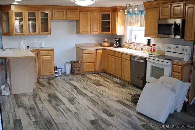 $450,000 | 30293 Autumn Road, Gravois Mills, MO 65037