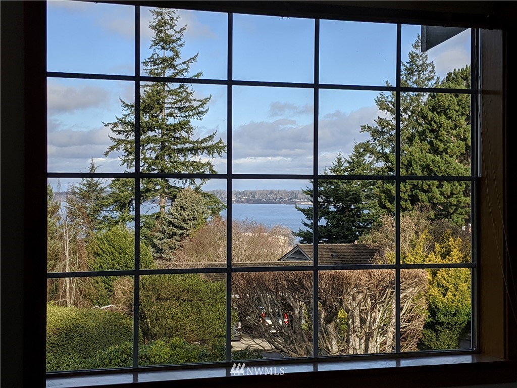 242 Middlefield Road Bellingham, WA 98225 - Photo 9 of 31 a view of a glass door