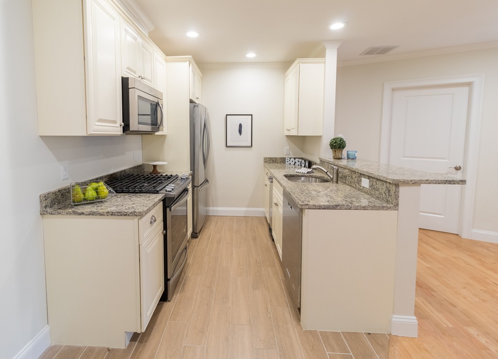 463 Rutherford Avenue, Unit 403 Boston, MA 02129 - Photo 8 of 23 Gallery Image 8