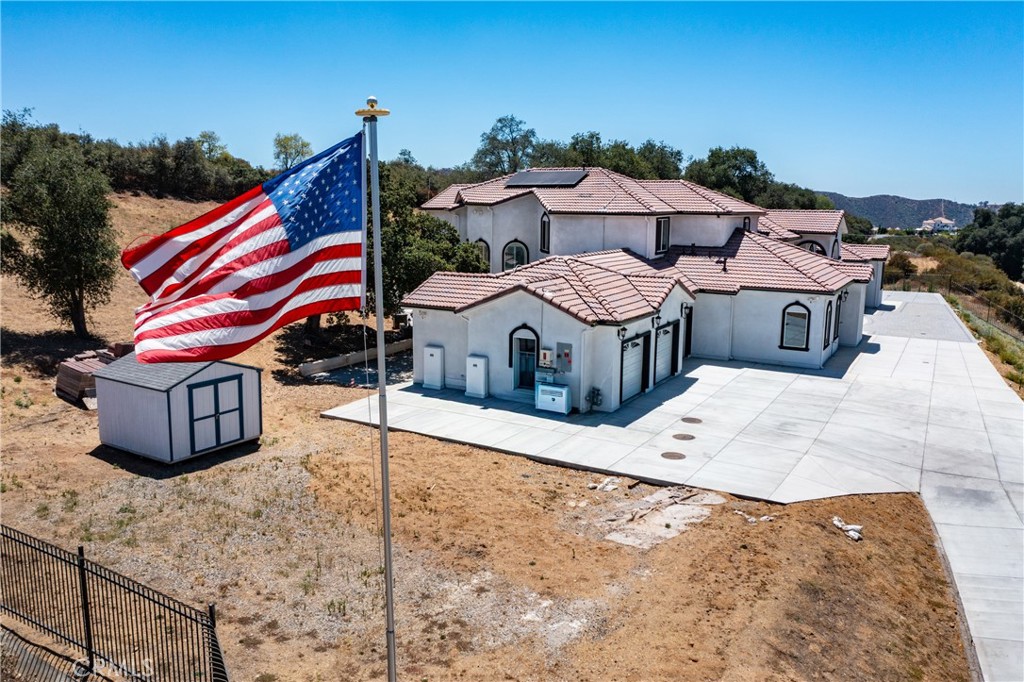 39625 County Line Road Beaumont, CA 92223 - Photo 41 of 54 drone view -from East