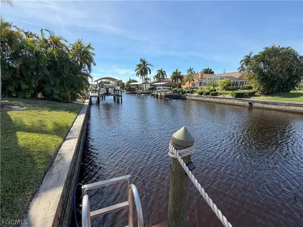 $3,500 | 2501 Southeast 19th Place, Cape Coral, FL 33904
