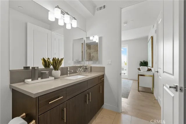 $1,350,000 | 168 South Monterey Street, Unit 506, Alhambra, CA 91801