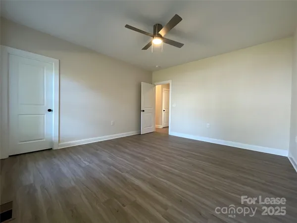 $2,300 | 307 North Catawba Street, Lancaster, SC 29720