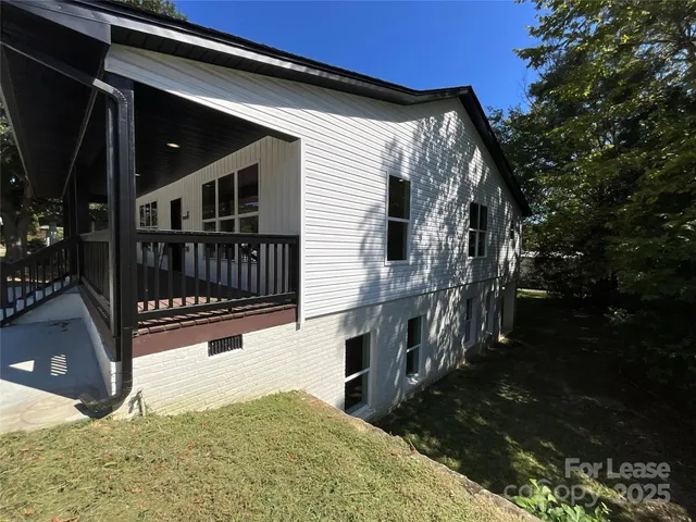 $2,900 | 307 North Catawba Street, Lancaster, SC 29720