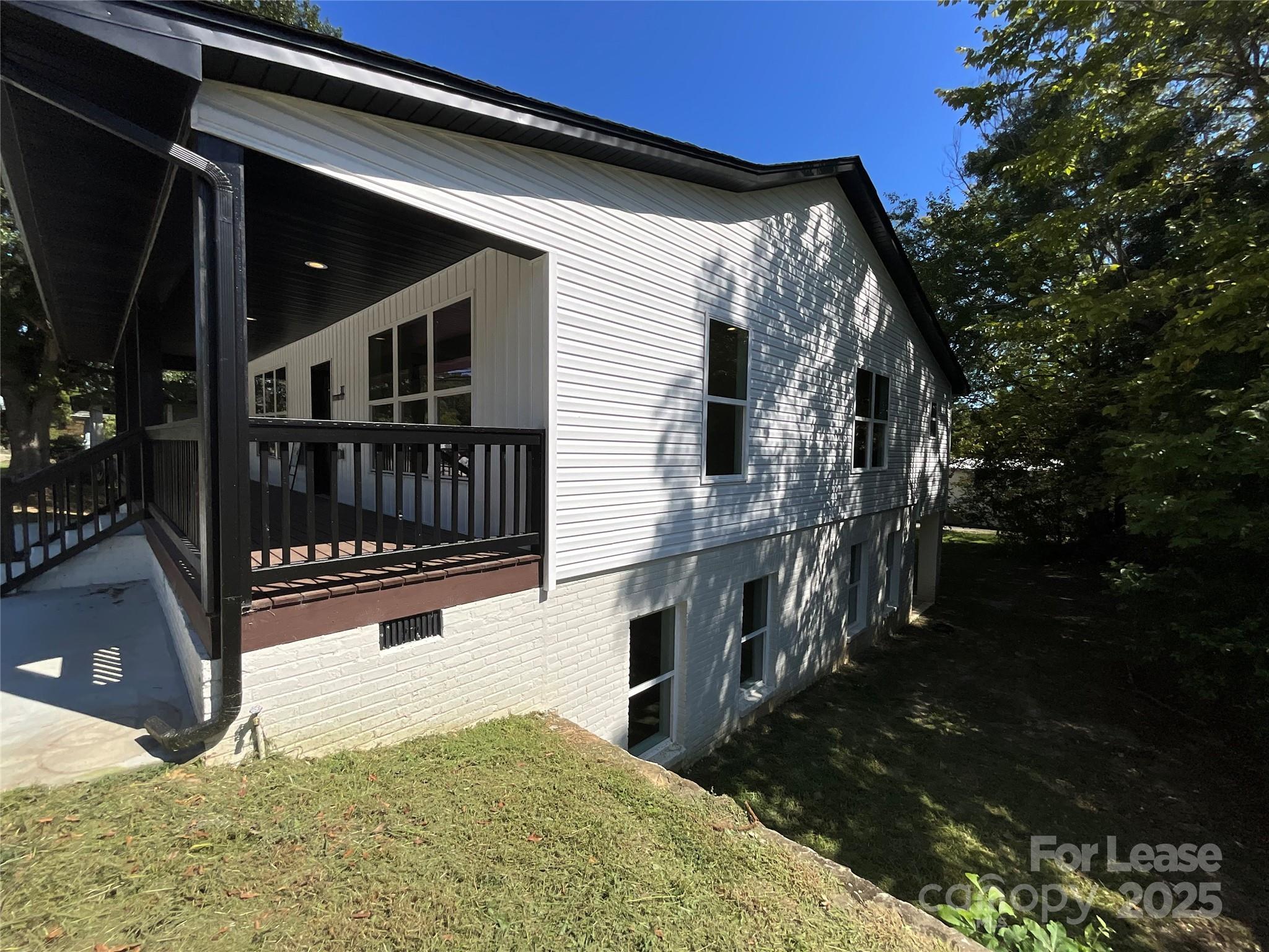 307 North Catawba Street Lancaster, SC 29720 - Photo 25 of 28
