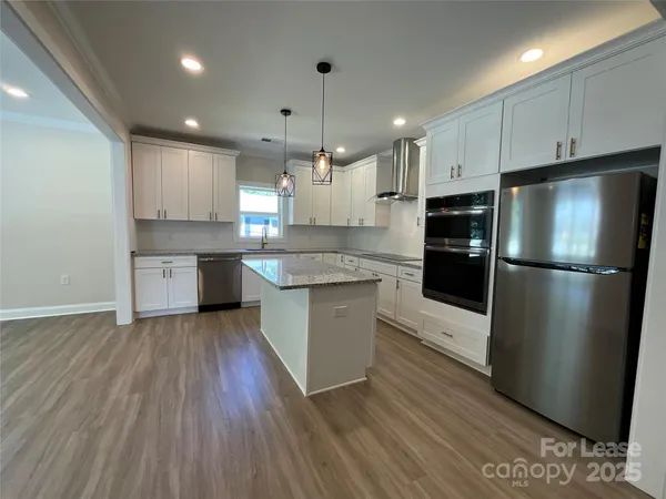 $2,300 | 307 North Catawba Street, Lancaster, SC 29720