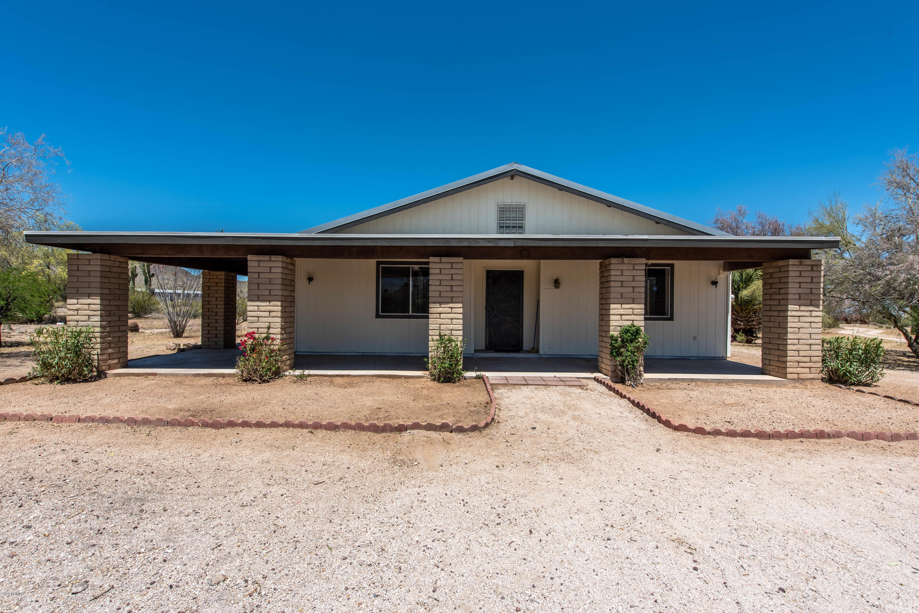 747 South Hidden Valley Road Maricopa, AZ 85139 - Photo 4 of 42 DSC_3932-HDR