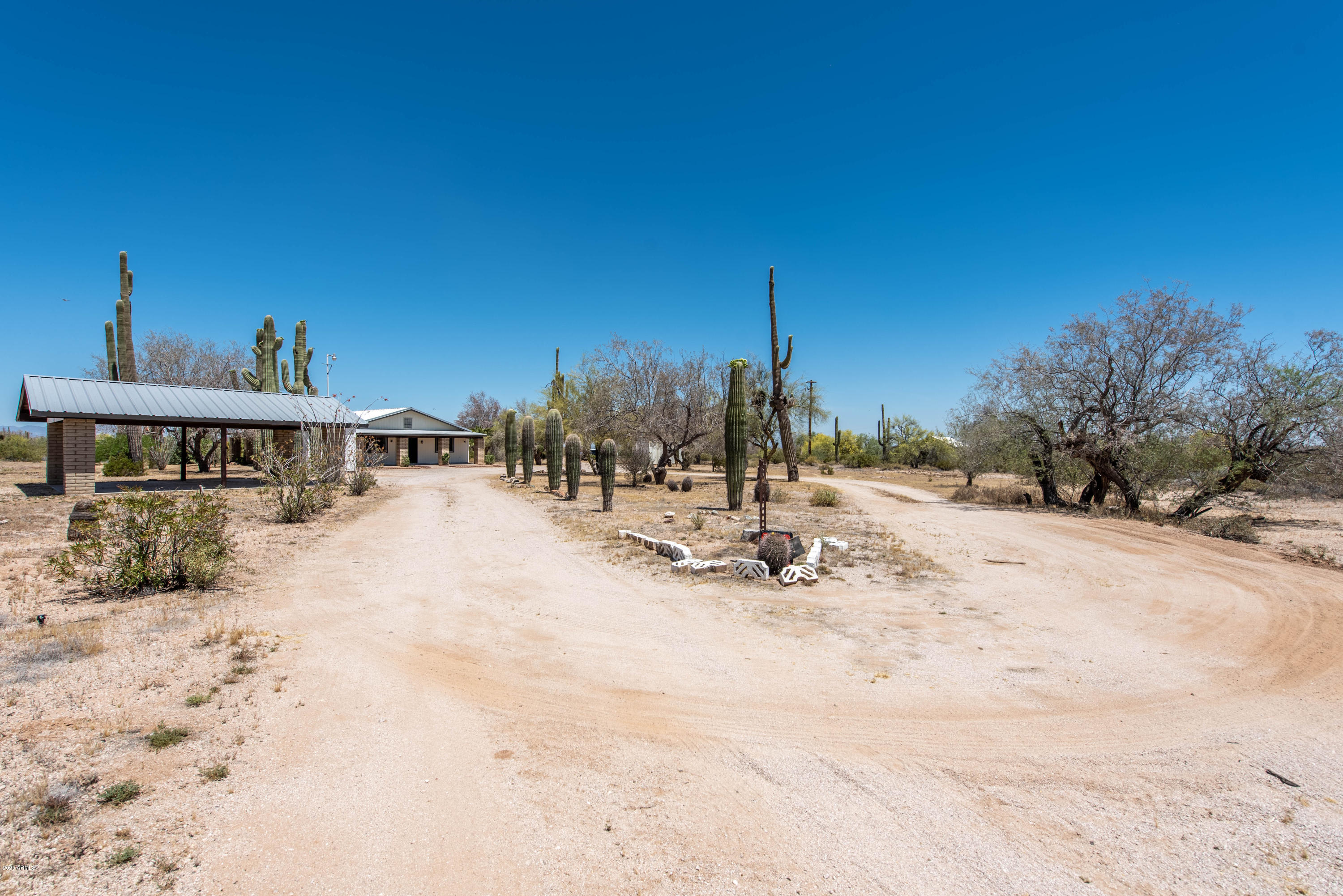 747 South Hidden Valley Road Maricopa, AZ 85139 - Photo 7 of 42 DSC_3952-HDR