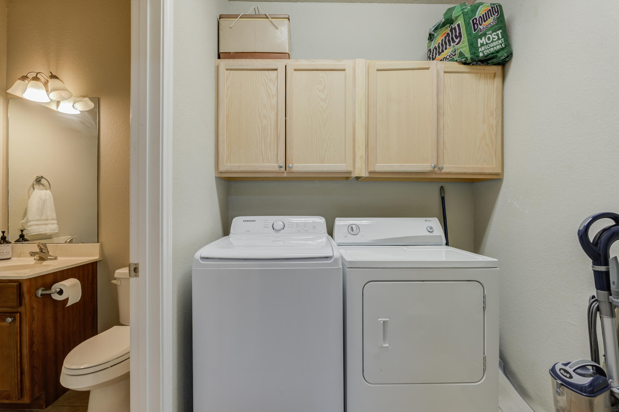 2111 Main Street, Unit 3 Lubbock, TX 79401 - Photo 20 of 49 a utility room with dryer and washer
