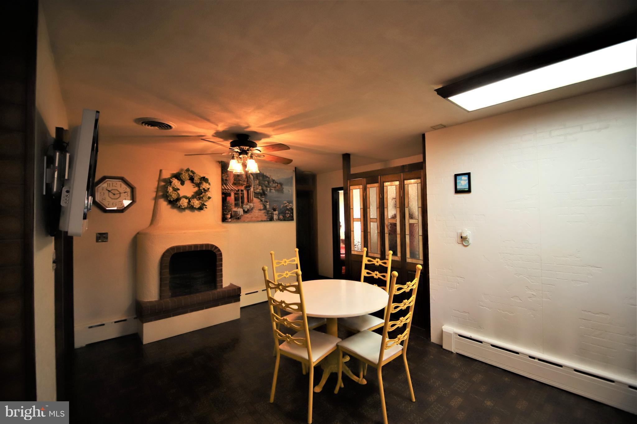 1904 Robinwood Road Baltimore, MD 21222 - Photo 5 of 29 Kitchen