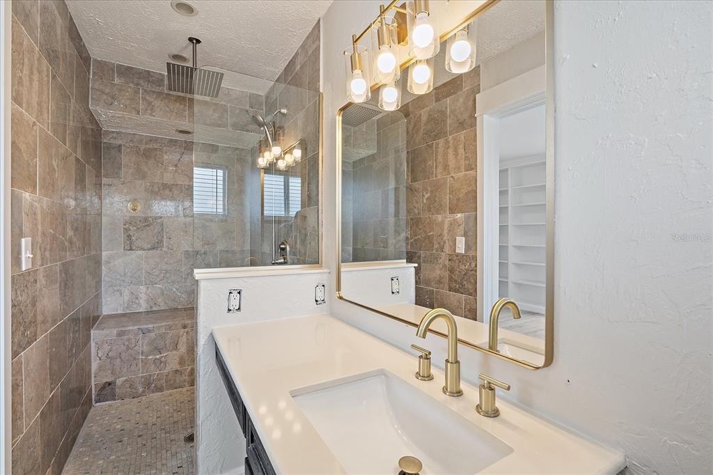 3118 Key Way Sarasota, FL 34239 - Photo 20 of 43