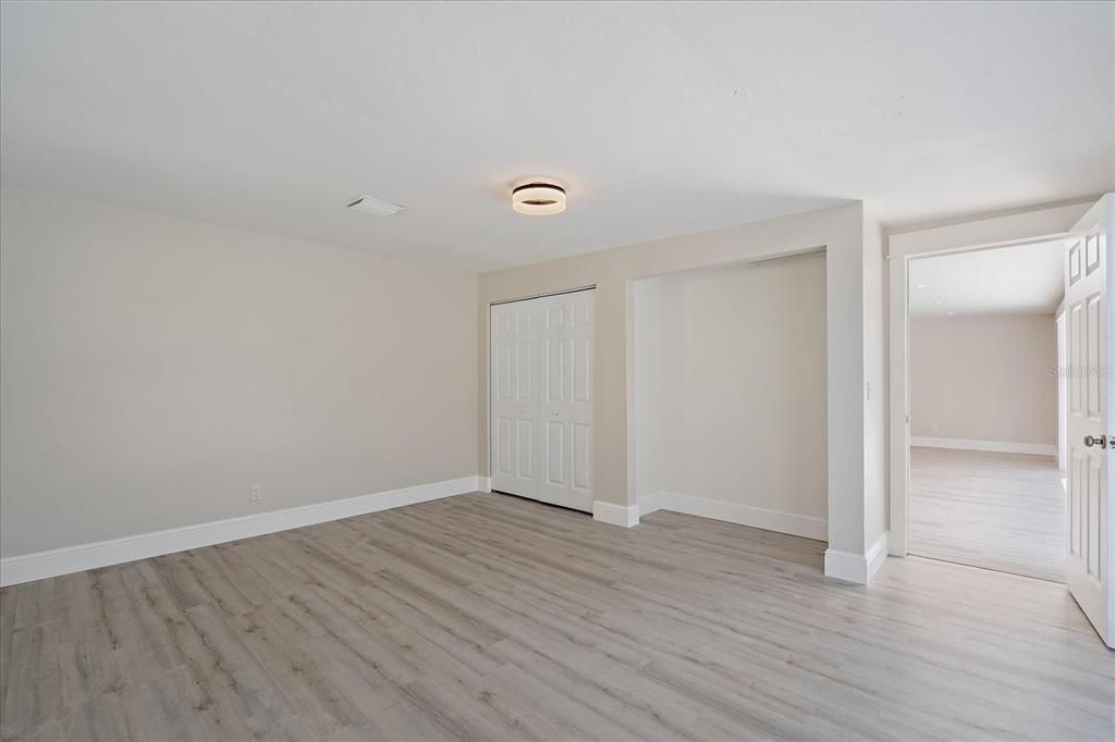 3118 Key Way Sarasota, FL 34239 - Photo 34 of 43