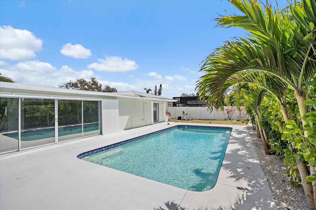 3118 Key Way Sarasota, FL 34239 - Photo 40 of 43