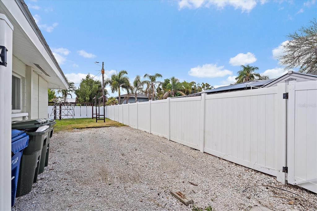 3118 Key Way Sarasota, FL 34239 - Photo 41 of 43