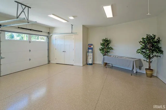 $324,900 | 324 Blue River Drive, Knightstown, IN 46148