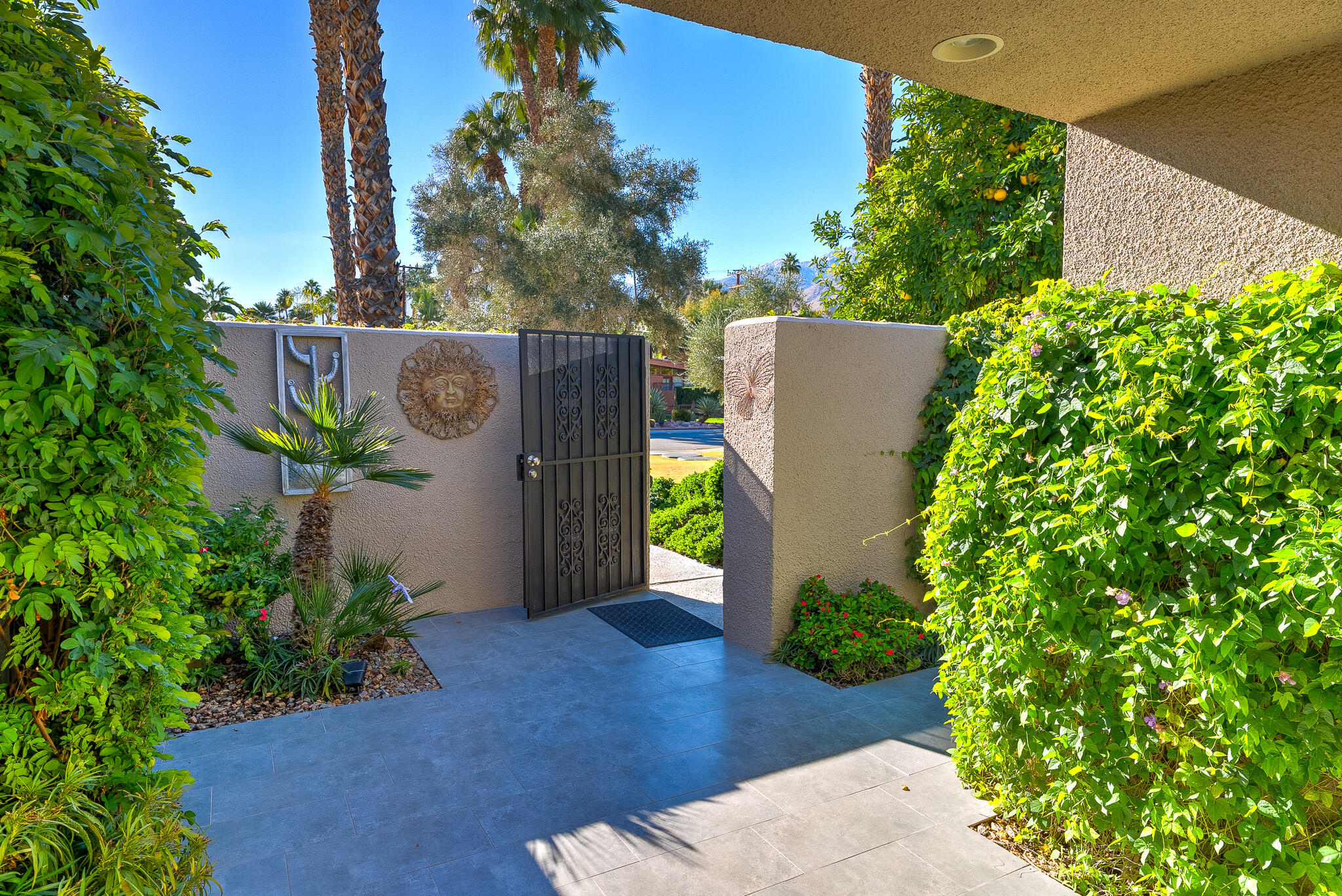1130 East La Jolla Road Palm Springs, CA 92264 - Photo 3 of 49 1130LaJolla-3