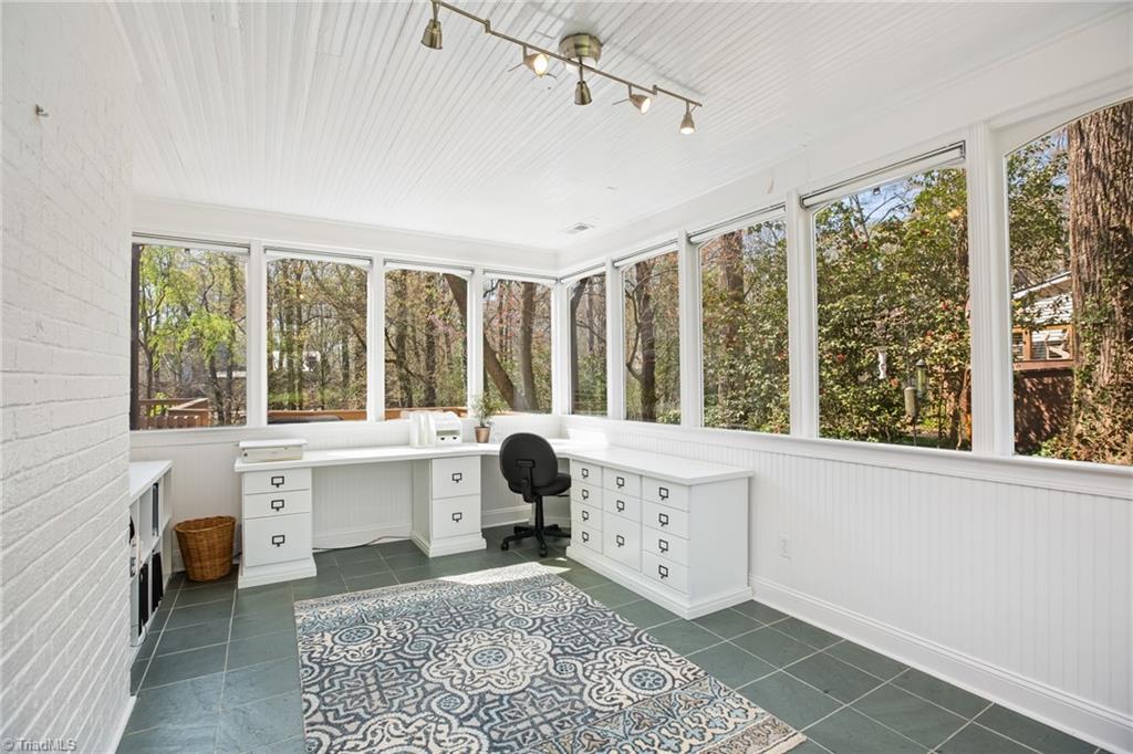 1780 Robinhood Road Winston-Salem, NC 27104 - Photo 22 of 25 Gallery Image 22