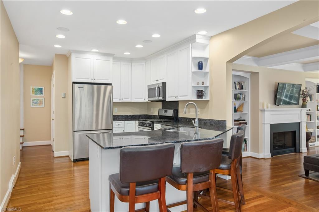 1780 Robinhood Road Winston-Salem, NC 27104 - Photo 5 of 25 Gallery Image 5