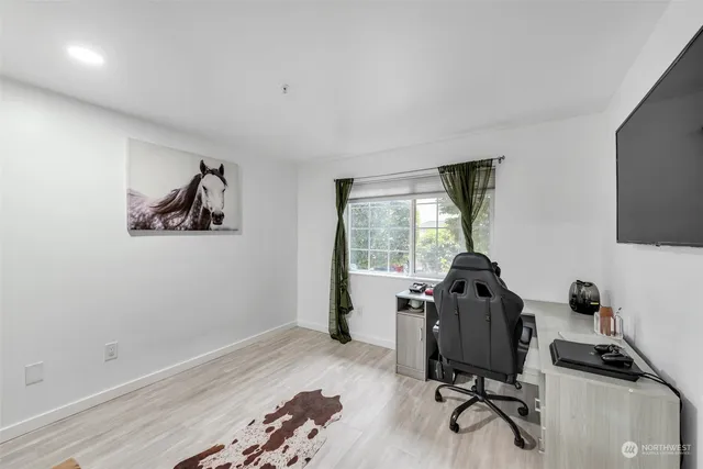 $359,950 | 12403 4th Avenue West, Unit 1102, Everett, WA 98204