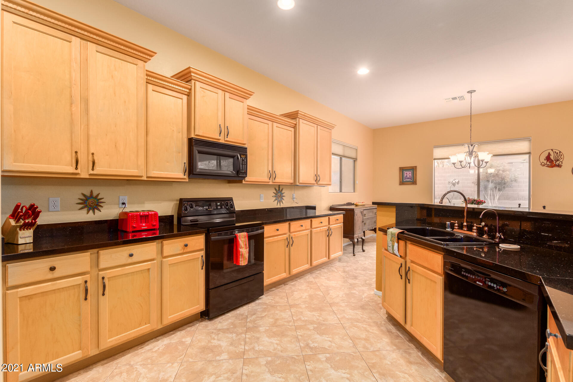 2606 West Trapanotto Road Phoenix, AZ 85086 - Photo 9 of 30 0010-11 - Trapanotto