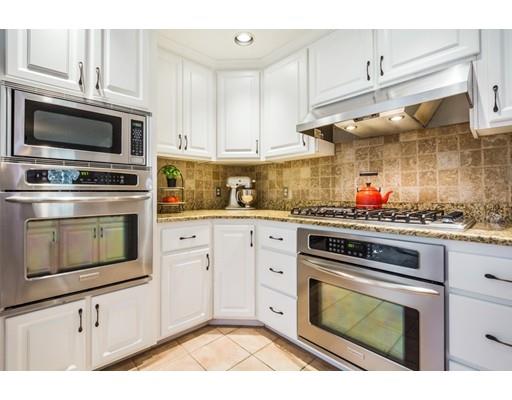 28 Woodstone Road Northborough, MA 01532 - Photo 5 of 30 Gallery Image 5