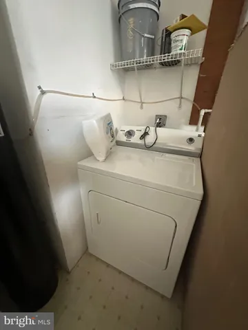 $2,500 | 12 North Swarthmore Avenue, Ventnor City, NJ 08406