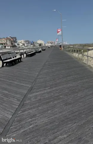 $2,500 | 12 North Swarthmore Avenue, Ventnor City, NJ 08406