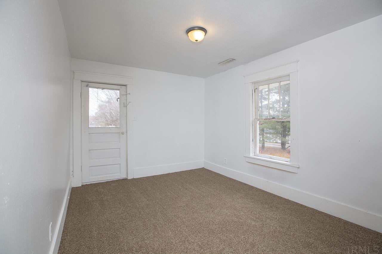 202 South Apple Road Osceola, IN 46561 - Photo 15 of 21 Gallery Image 15