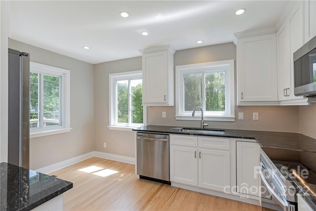 3101 Walnut Hollow Road Brevard, NC 28712 - Photo 13 of 28 Gallery Image 13