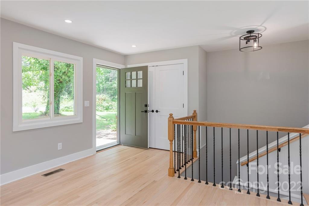 3101 Walnut Hollow Road Brevard, NC 28712 - Photo 5 of 28 Gallery Image 5
