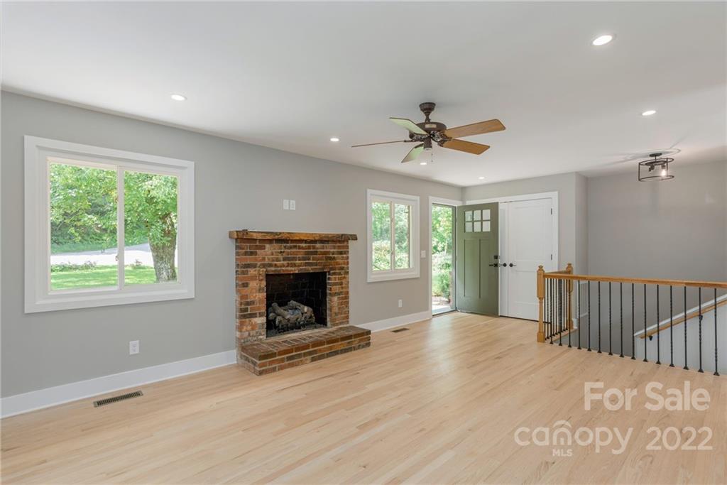 3101 Walnut Hollow Road Brevard, NC 28712 - Photo 6 of 28 Gallery Image 6